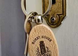 Stay in the heart of Pisa at Dietro al Corso 5