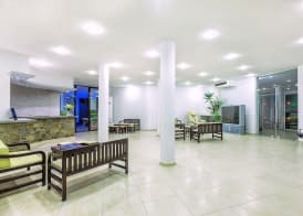 Xenios Dolphin Beach Hotel 3