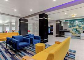 La Quinta Inn & Suites by Wyndham Northlake Ft. Worth 2