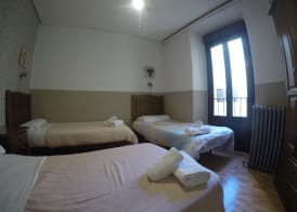 Hostal MYD Los Perales 3