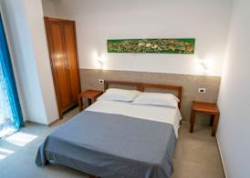 Petit Hotel 2