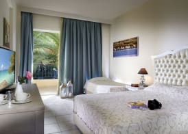 Portes Beach Hotel 4
