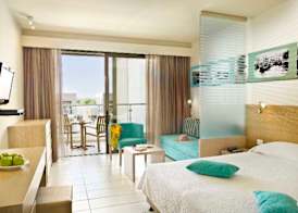 ALEA Hotel & Suites 3