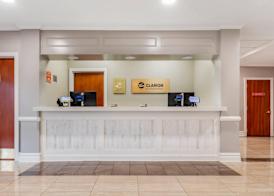 Clarion Hotel & Conference Center Toms River 3