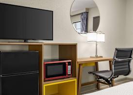 Days Inn by Wyndham Fulton 4