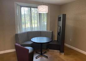 Courtyard Newport News Yorktown 5