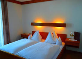 Hotel Kristall 4