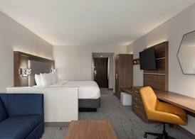 Holiday Inn Express & Suites MESQUITE by IHG 5