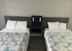 Travelodge by Wyndham Norfolk Airport 2