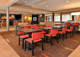 Courtyard by Marriott Dallas Northwest 5