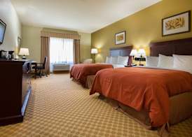 Country Inn & Suites by Radisson, Goodlettsville, TN 3