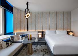 W Hollywood 5