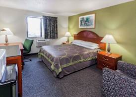 Super 8 by Wyndham Merrillville 5