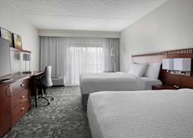 Courtyard by Marriott Lincroft Red Bank 3