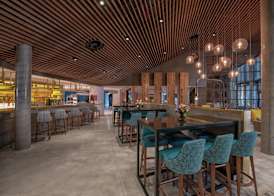Lincoln Plaza London, Curio Collection by Hilton 4