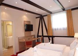 Hotel Altes Weinhaus 5