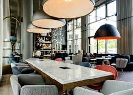 Motel One Dresden am Zwinger 5