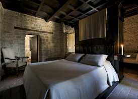 TH Perugia - Castello Di Monterone 5