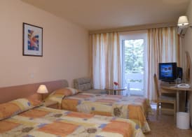Hotel Oasis 5