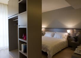 Zara Rooms & Suites 4