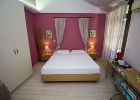 Elia Portou Rooms 4