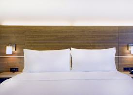 Holiday Inn Express WHITBY OSHAWA by IHG 2