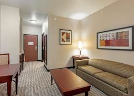 Red Lion Inn & Suites Mineral Wells 5