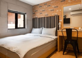 Longshan Inn 5