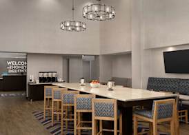 Hampton Inn & Suites Huntsville/Research Park Area 5