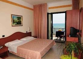 Hotel Panorama Del Golfo 3