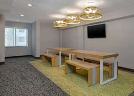 Spark by Hilton Bentonville 4