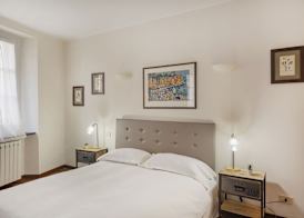 Elegant Studio in the City Center by Wonderful Italy 4