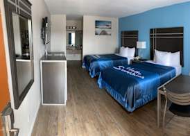 Days Inn by Wyndham Orange 5