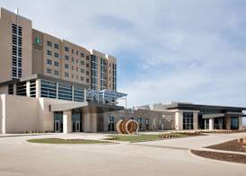 Embassy Suites by Hilton Kansas City/Olathe 2