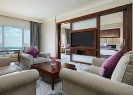 InterContinental Hotels DOHA BEACH & SPA by IHG 3