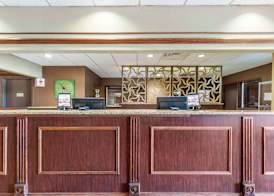 Best Western Plus Steeplegate Inn 2