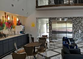 Super 8 by Wyndham Kingwood Houston North 2