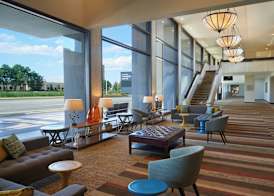 Delta Hotels by Marriott Toronto Airport & Conference Centre 2