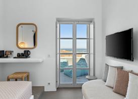 Mr and Mrs White Paros Suites & More 4