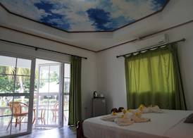 Chalet Bamboo Vert 4