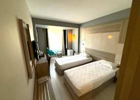 On Hotel 5