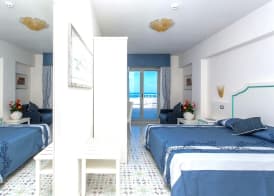 Hotel Ferretti 4