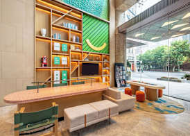 Holiday Inn Shanghai Nanjing Road by IHG 4