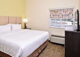 Candlewood Suites WINCHESTER by IHG 4