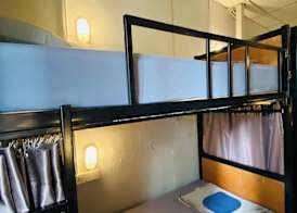 Lemon Siam Hostel Free Breakfast 5