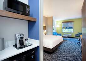 Holiday Inn Express & Suites MIRAMAR by IHG 4