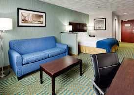 Holiday Inn Express & Suites SMITHFIELD - PROVIDENCE by IHG 2