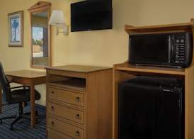 Super 8 by Wyndham Breaux Bridge 5