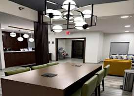 Comfort Inn & Suites Harvey - Chicago Southland 5