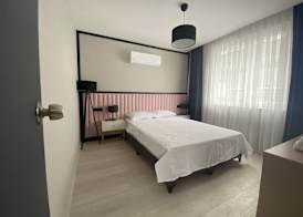Via Suite 4